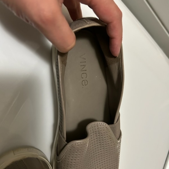 Vince Blair 5 Slip On Leather Loafer Sneakers Size 9 - Picture 11 of 13